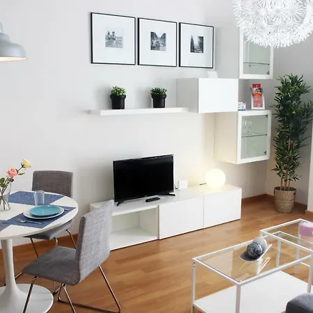 아파트 Jinetes 16, Pool, Historic Center, Free Parking, Quite Neighborhood, Ce 말라가