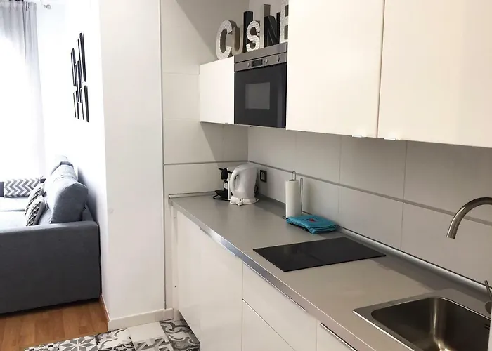 Jinetes 16, Pool, Historic Center, Free Parking, Quite Neighborhood, Ce * Málaga